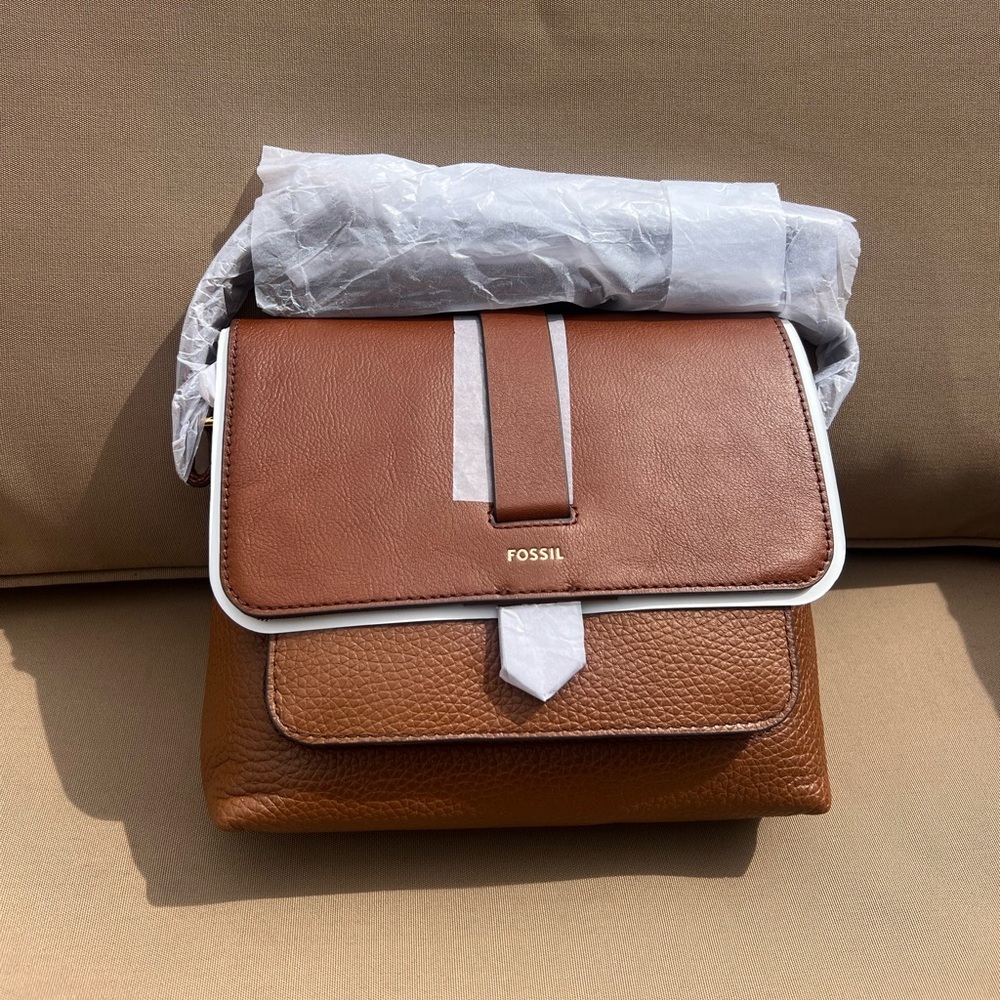 Fossil Kinley Small Leather Crossbody Bag, Brown New with tags - Picture 6 of 7